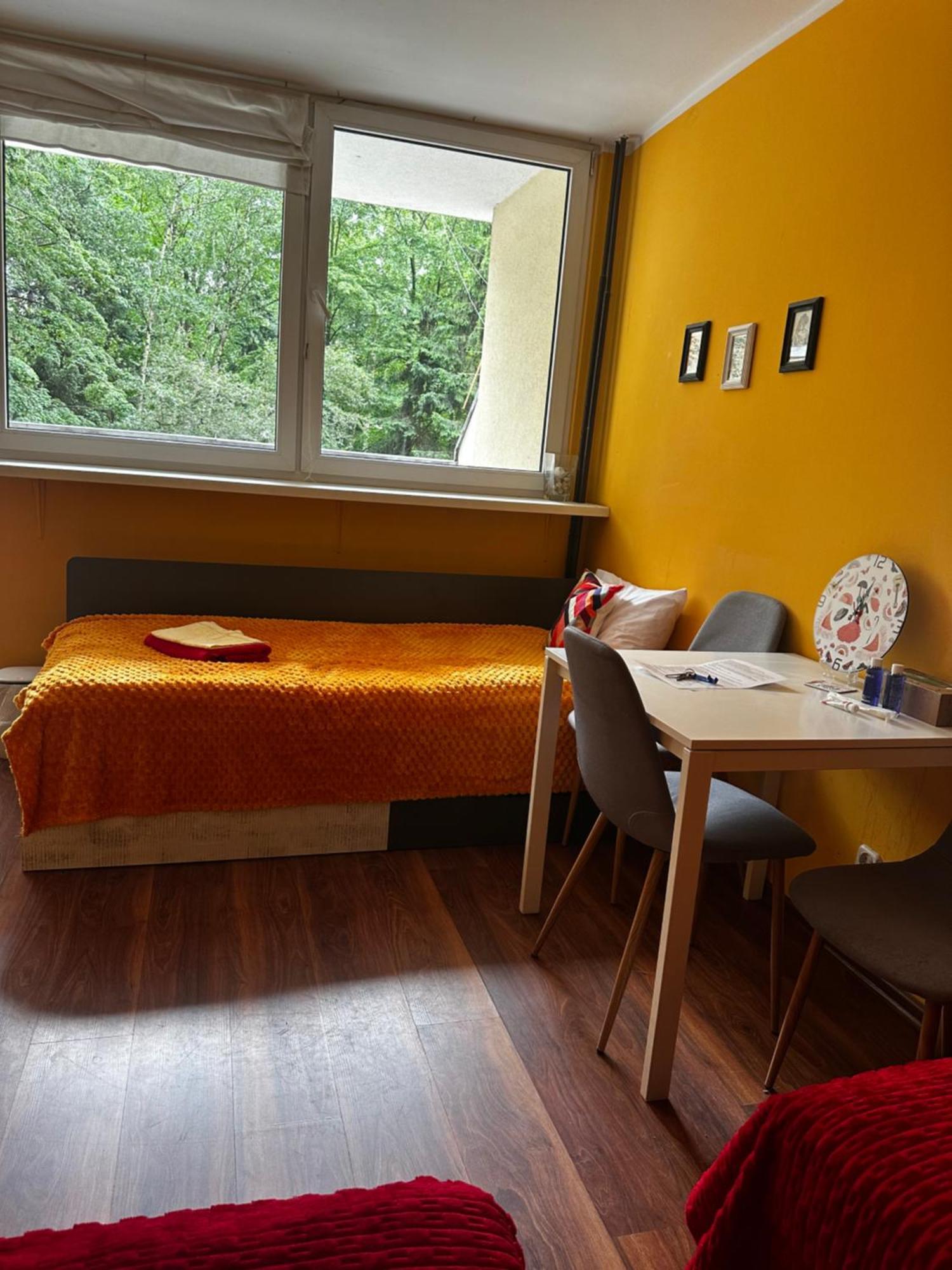 Travel House Wroclaw Hotel ภายนอก รูปภาพ